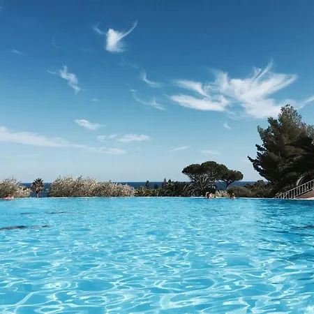 Cap Esterel Face A La Agay St Raphael *